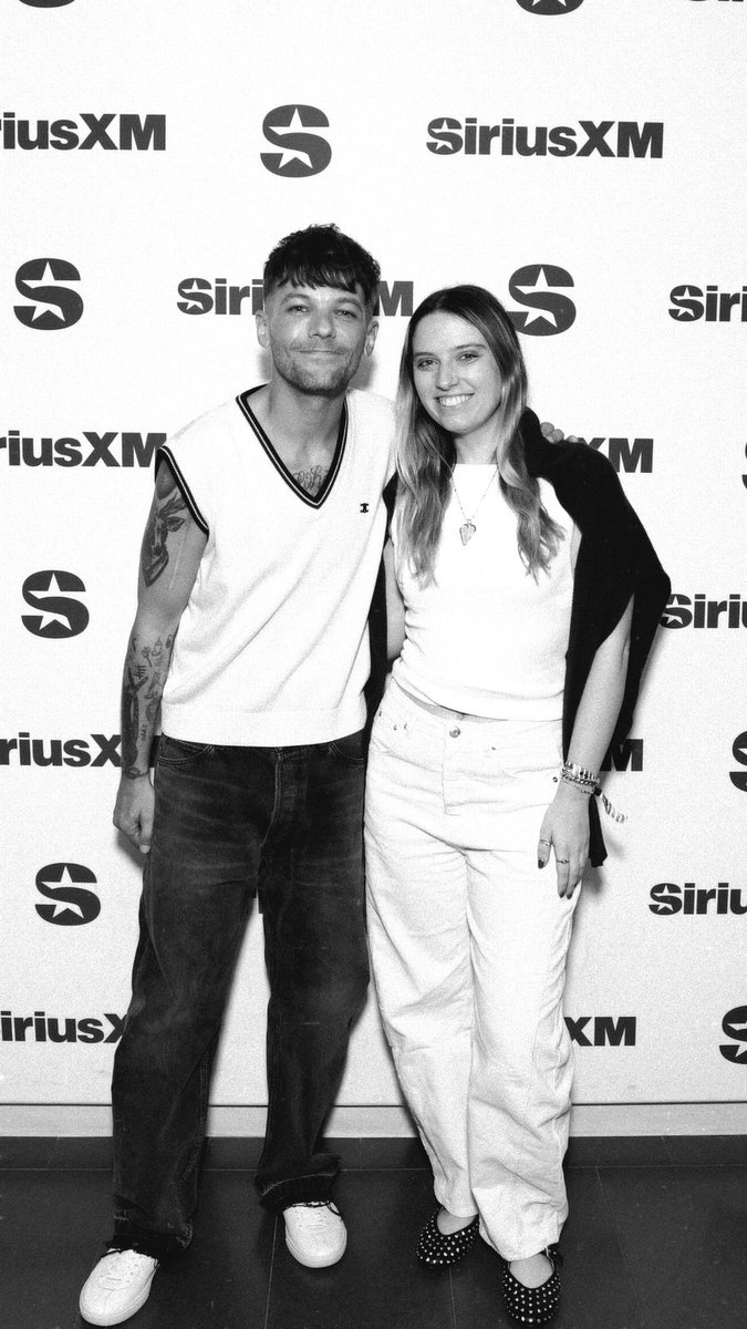 chasingxstyles's tweet image. 🥹🥹 @Louis_Tomlinson #SiriusXM #LouisTomlinson