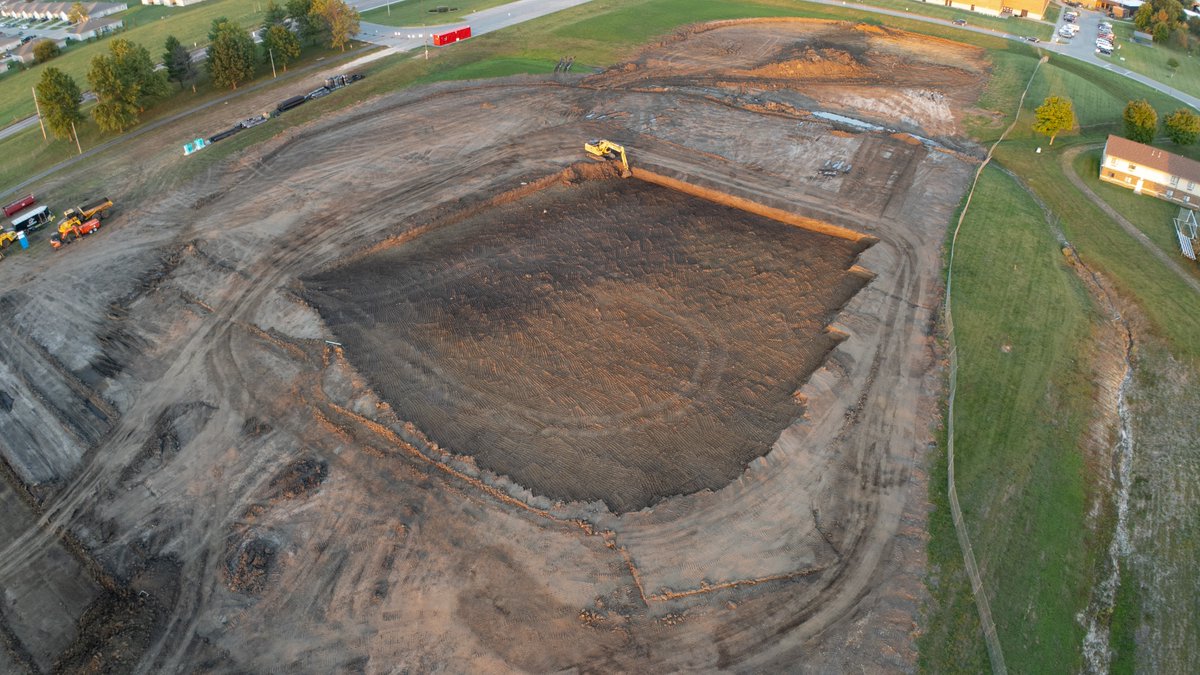 sfccmo's tweet photo. Nothing beats golden hour views! 🌅✨ Check out the latest progress of the outdoor athletic complex construction. https://t.co/VXYA9vimup