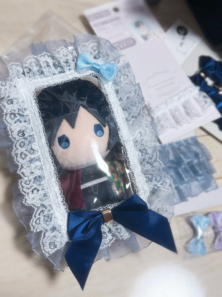 FeliciaSub's tweet photo. 取り急ぎ百均のレースとリボンだけで作ったぬいぐるみポーチデコ！ https://t.co/ME7zrSVoBv