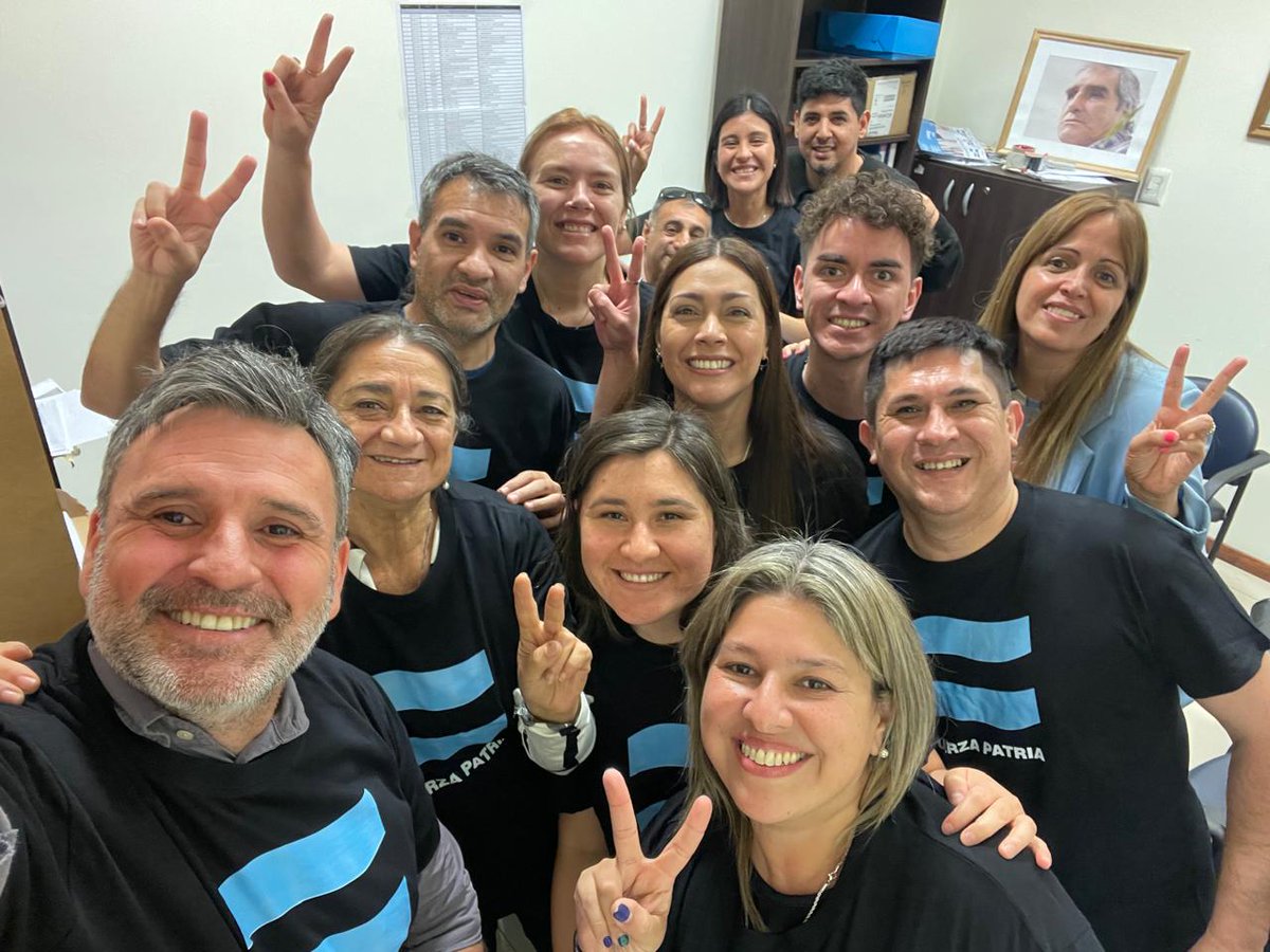 En el <a href="/PJCatamarcaOk/">Partido Justicialista Catamarca</a> junto a entrañables compañeras y compañeros....el amor siempre es mas fuerte!! ❤️ 
gracias compañeros!