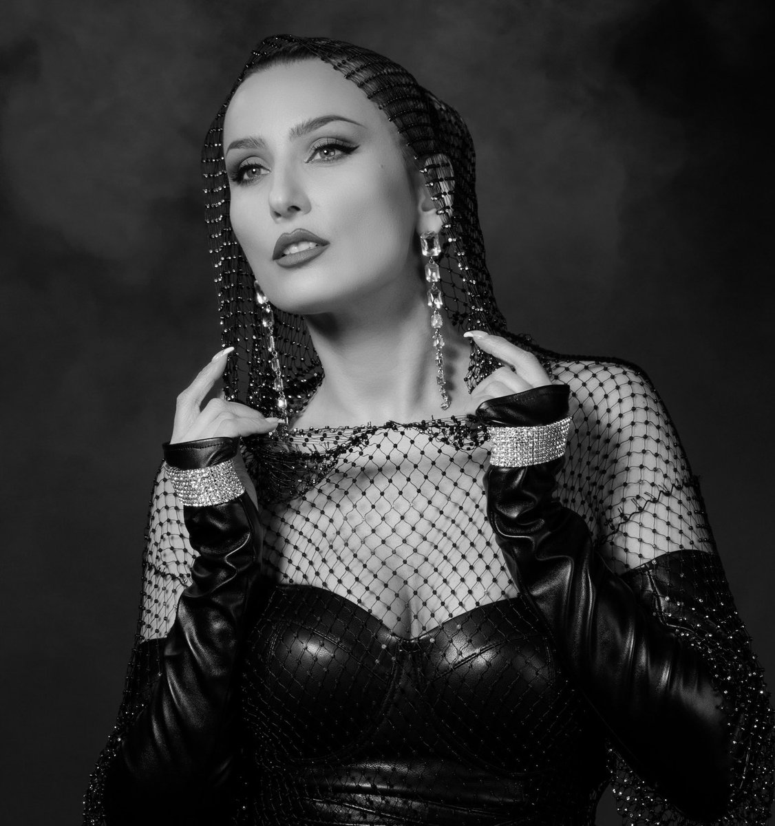 Good morning!

I have worked with this model many times - she is amazing. During one of my visits to Los Angeles, she asked me if I would photograph her in Goth-inspired outfits.

This one is from that! 

Copyright ©️Swati Chakraborty