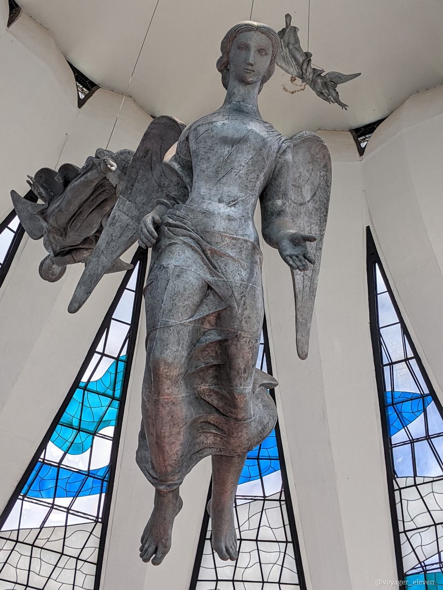 voyager_eleven's tweet photo. Ceschiatti's Angel sculptures are suspended from the ceiling of Brasília's Catedral, looking as if the figures are descending slowly down towards you with their hands held out in embrace. https://t.co/10TMc14xwX
