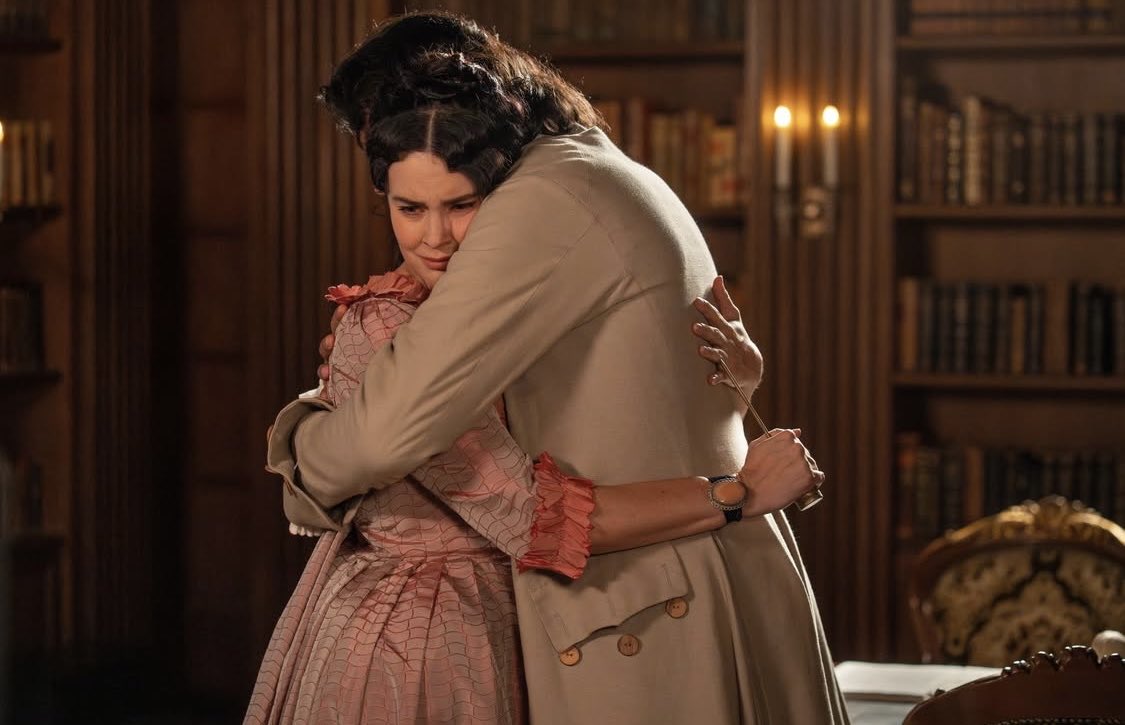 <a href="/Cristina_abad/">Cristina Abad</a> se ha marcado hoy otro pedazo de capítulo en #ValleSalvaje … Uf! ¡Aprovechando al máximo esta delicia de personaje!