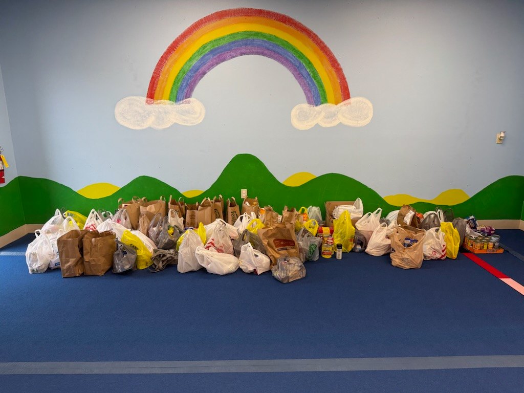 GivingTreeHSSD's tweet image. Thank you Air Force Gymnastics Academy for hosting a food and personal care drive for us!!  We are so grateful for your contiued support!  We are doing cartwheels at how many families you have helped!
Thank you! @HSSD