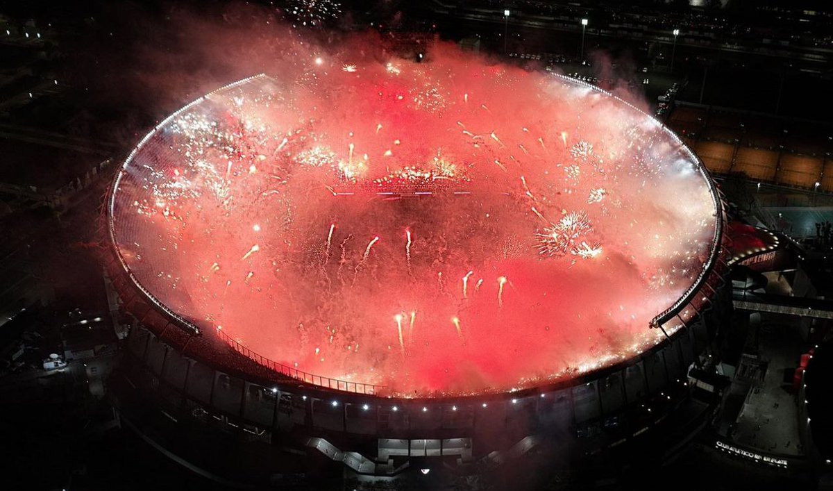 Cada imagen del River de Kendrick es mejor que la anterior.