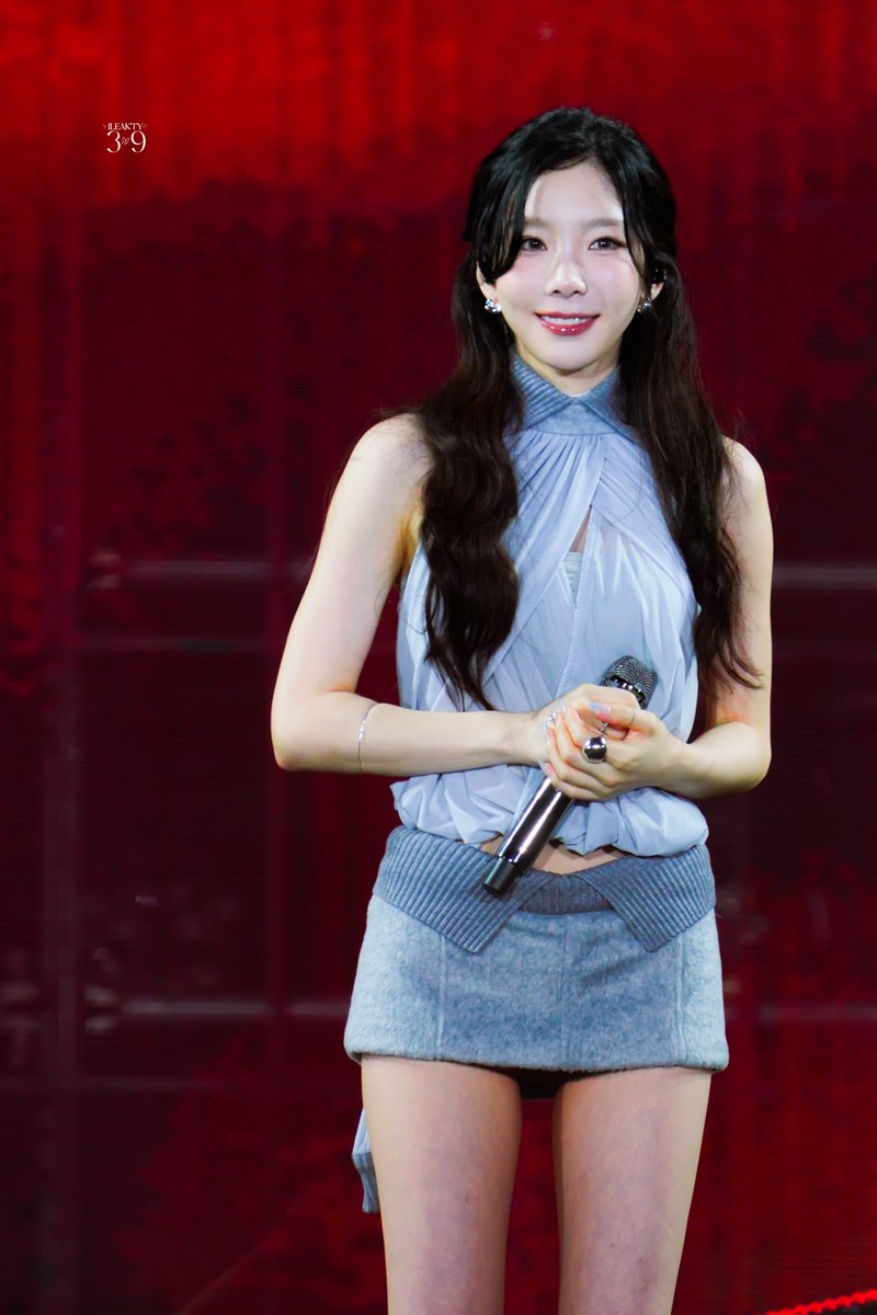 ileakty39's tweet photo. We don't need a reason to love Taeyeon, just the fact that she exists is more than enough

#Perfect10seWithTaeyeon  
HAPPY TAENGTH
#태연아_우리의_10년은_너였어 https://t.co/dFOcMlfvWg