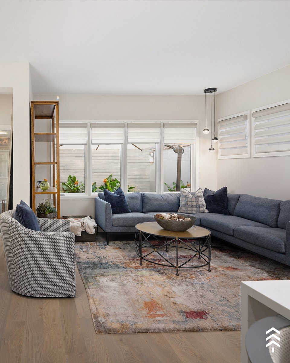 kentwood's tweet image. 🌟 Million Dollar Monday | Under Contract 🌟
Nestled in the heart of Cherry Creek North, this fully renovated townhome blends sophisticated design with modern convenience.
To learn more about this pending sale, visit the link in our bio.
#kentwoodre #milliondollarmonday #pending