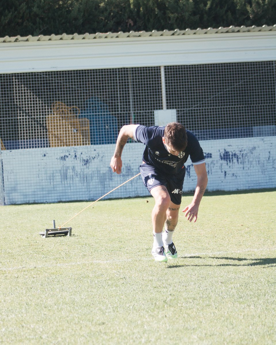 SDHuesca's tweet photo. Un poco más cerca.

💪 @jordimartin__ https://t.co/42X1Aj5GXX