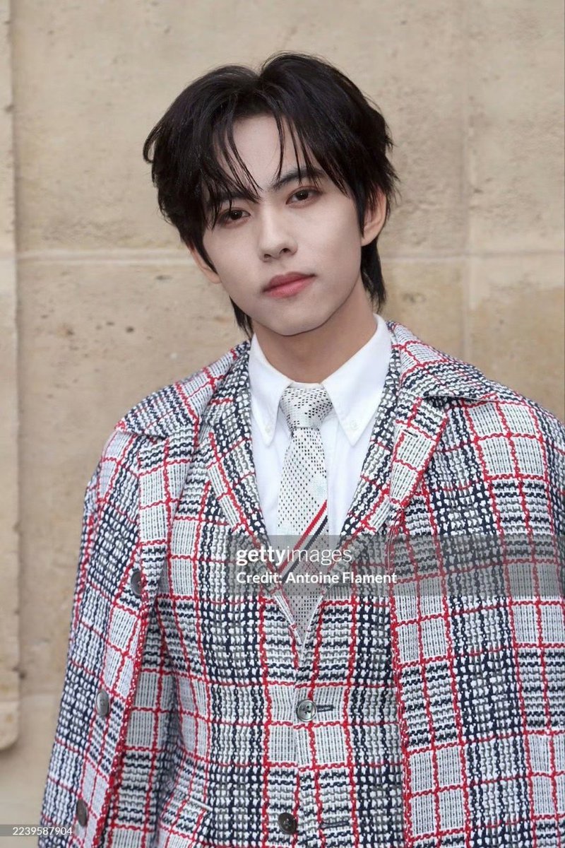 Even getty couldn’t resist capturing him, confidence made effortless😌

#LiuxuanchengxThomBrowne

#LiuxuanchengParisFashionWeek