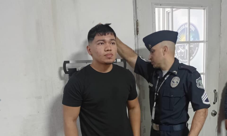 policiadepanama's tweet image. #Únete | Jóvenes con vocación de servicio y el deseo de pertenecer a la mejor Institución de seguridad pública del país, iniciaron su proceso de reclutamiento en la sede de la Zona Policial de Pacora, ubicada en la entrada de Nuevo Tocumen. 💙🇵🇦 #DiosYPatria