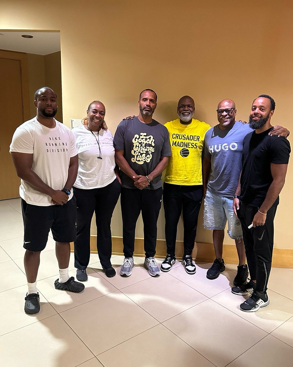 Happy National Coaches Day to the best staff God has put together.  What I’m most grateful 4 is ur hearts!  Ur hearts to please God! To make a difference, Making the sacrifices, &amp; Humbling yourselves to be apart of GOD’S WORK!

I love yall &amp; We are STRONGER TOGETHER💯💪🏽🏀🏆🙏🏾