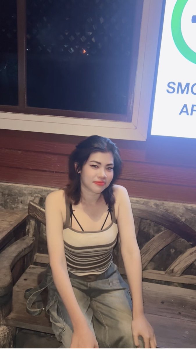 Maybiizz's tweet photo. หน้าแบบเรา ใครเขาจะมาสนใจ😂🤣😜 #ระยอง #ระยองหวานเจี๊ยบ
#สาวอวบอ้วน #สาวอวบ https://t.co/sej1rVfYt9