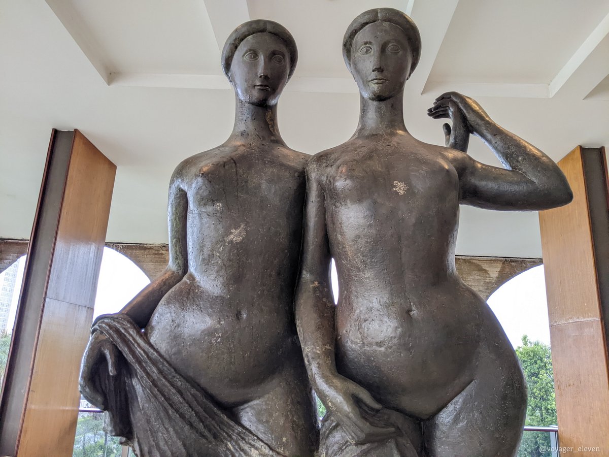 voyager_eleven's tweet photo. In the Itamaraty Palace in Brasília, this sculpture of Two Sisters by Alfredo Ceschiatti stands on the balcony of the building. https://t.co/PK3IAj9sCq