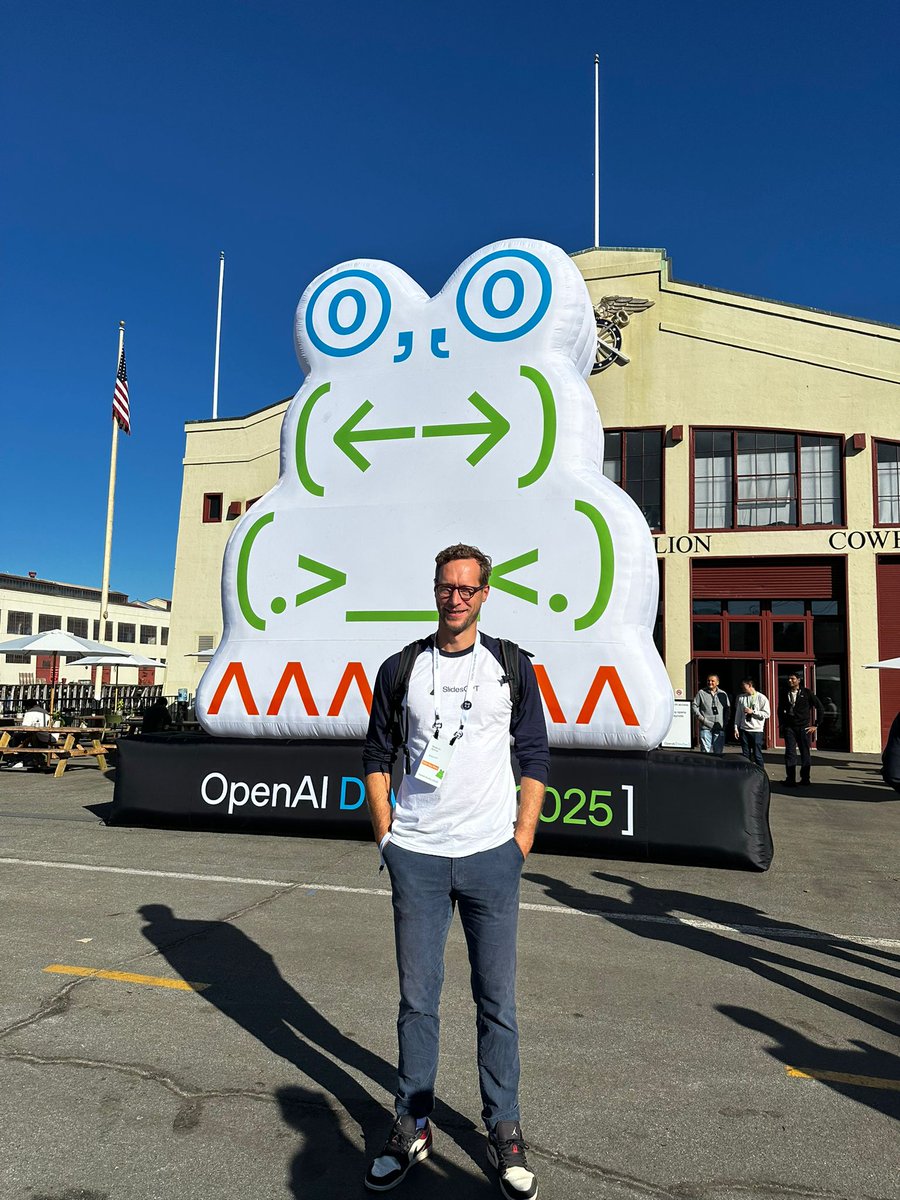slidesgpt's tweet image. Excited for OpenAI Dev Day - meet us there!