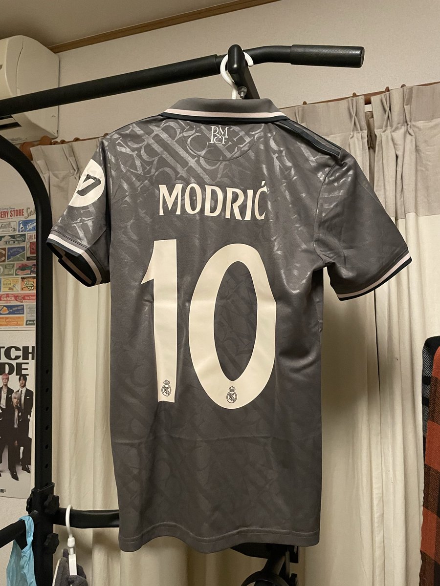 modricisbest's tweet image. モドリッチだけ小学生から好きで21/22シーズンからレアル・マドリードを応援し始めました!今までほとんど全試合リアタイしてます、、!よろしくお願いします🙇
#RealMadrid
#レアルマドリード
#modric