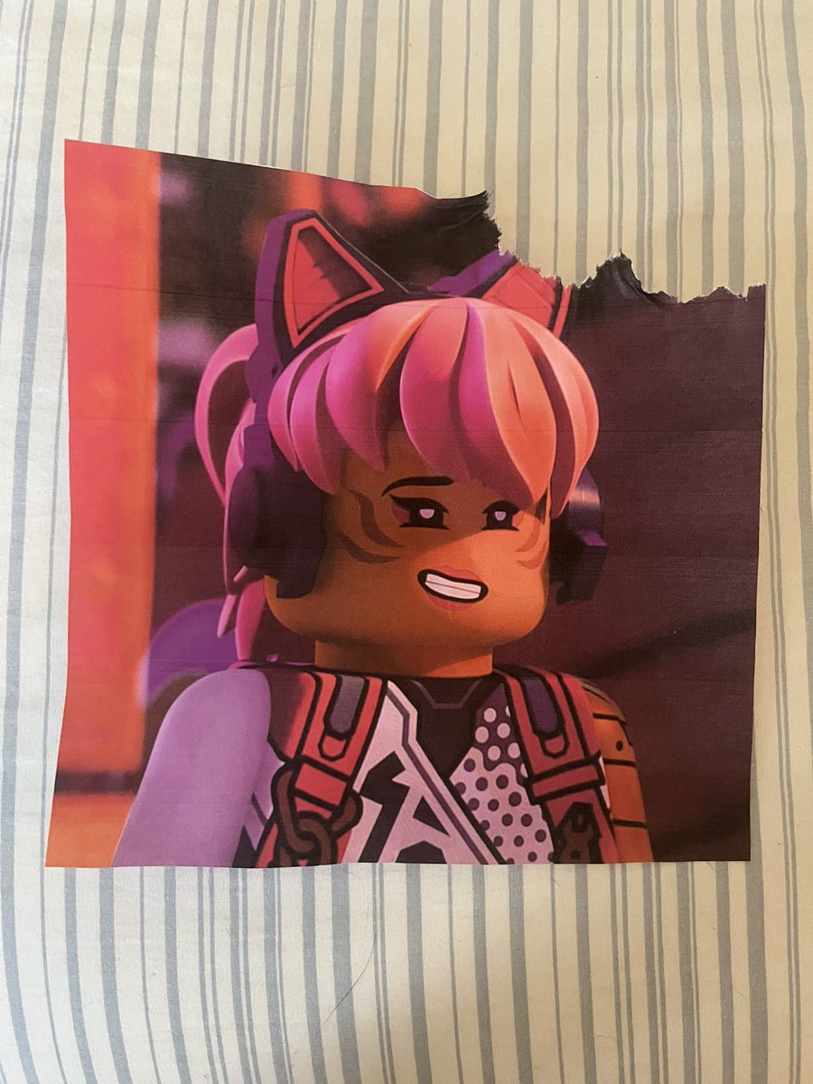 sora minifigure tweet media