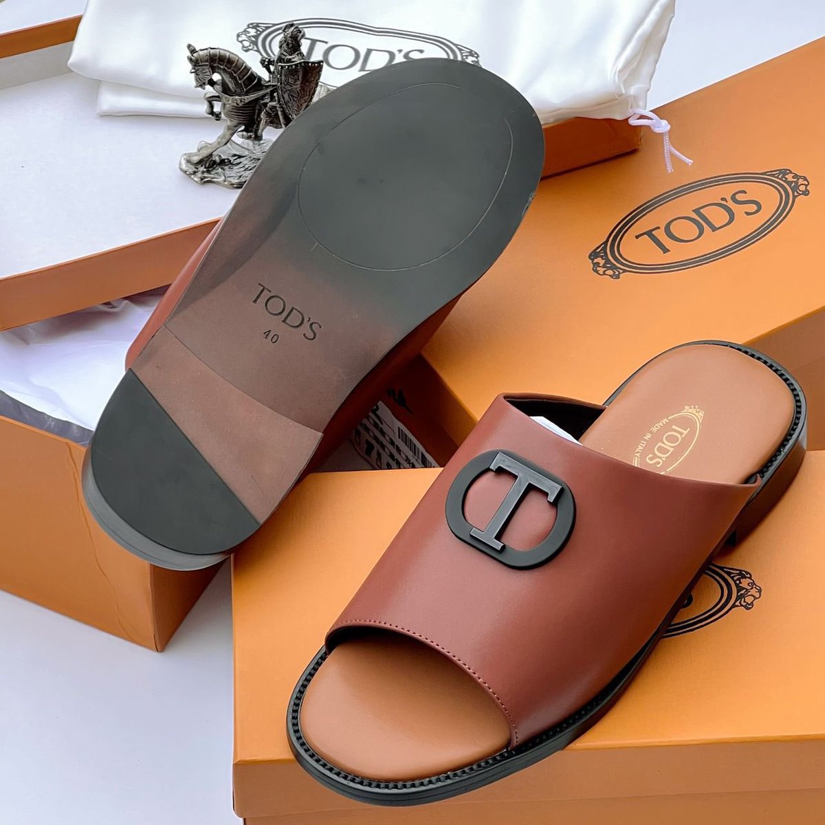 Houseofkhairat_'s tweet photo. A or B?

N60,000

40–46

Location: Lagos (delivery nationwide) https://t.co/p6gBtBdC77