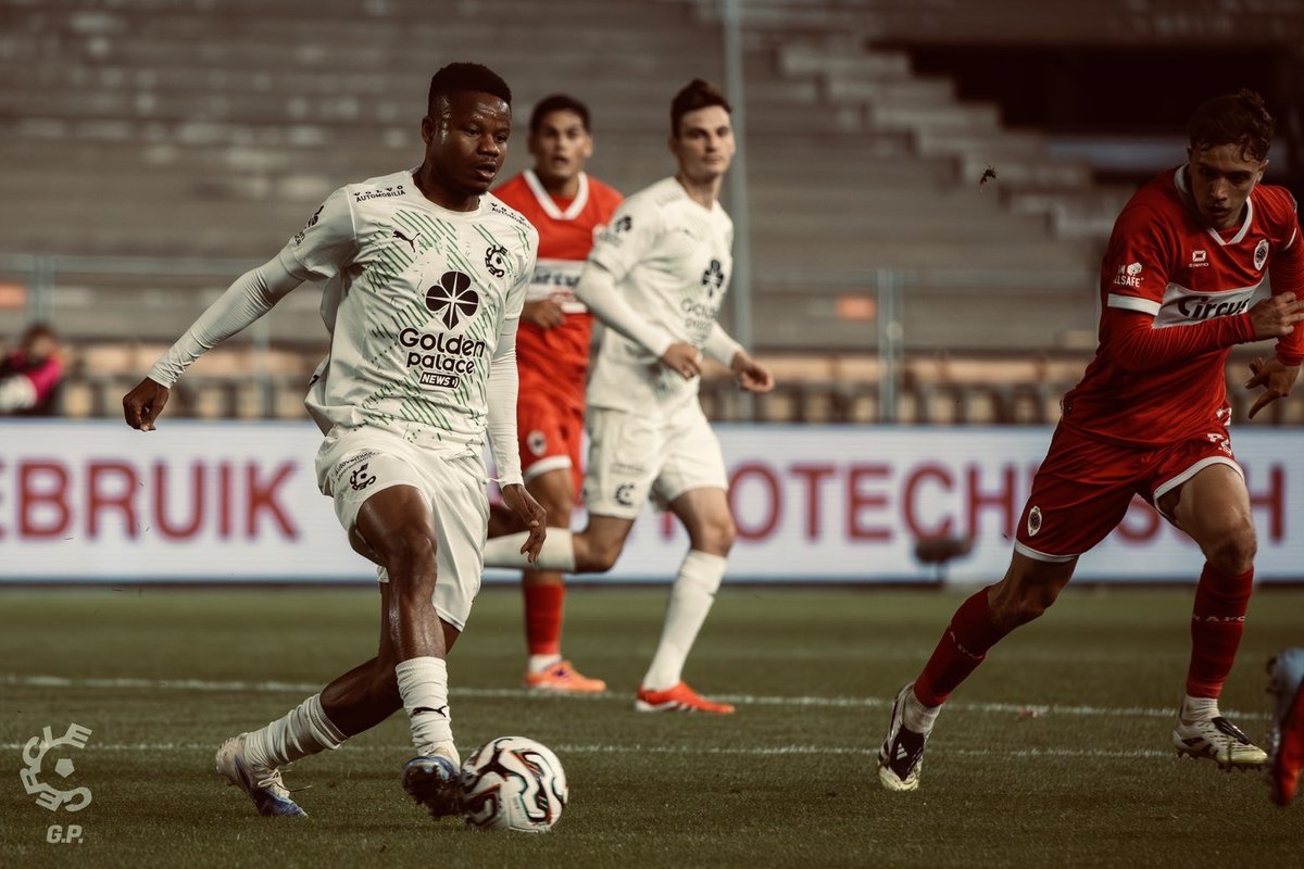 Lawrence_108's tweet image. Grateful for every step on the way 🫶🏾

#LawMaker