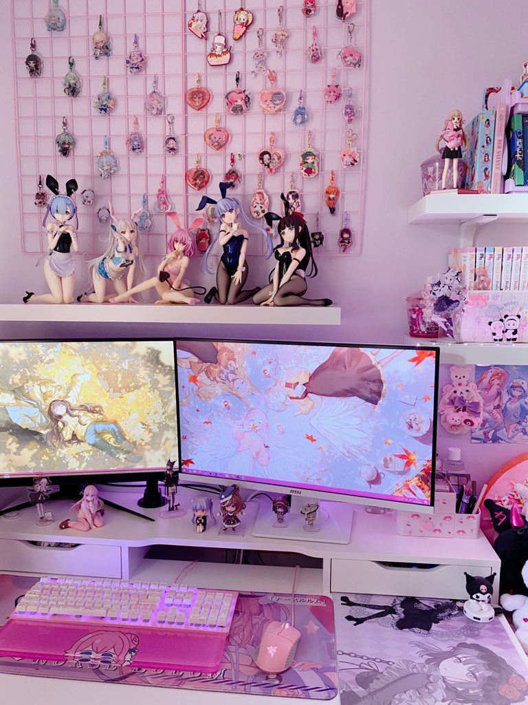 new bunny shelf above my desk :D