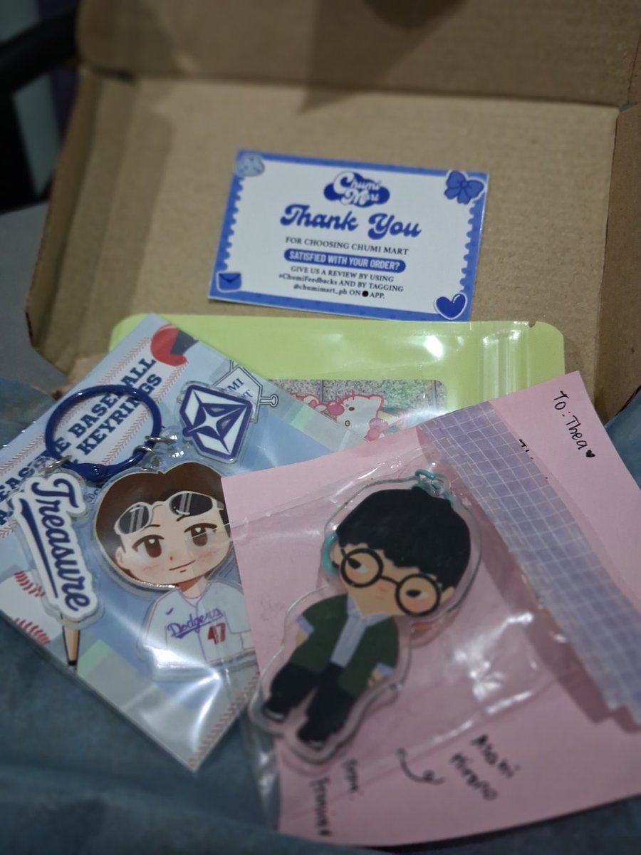 itskwave_me's tweet photo. Freeeebies✨️ overload thank soo much💗 @chumimart_ph https://t.co/8ii9fgDBe3