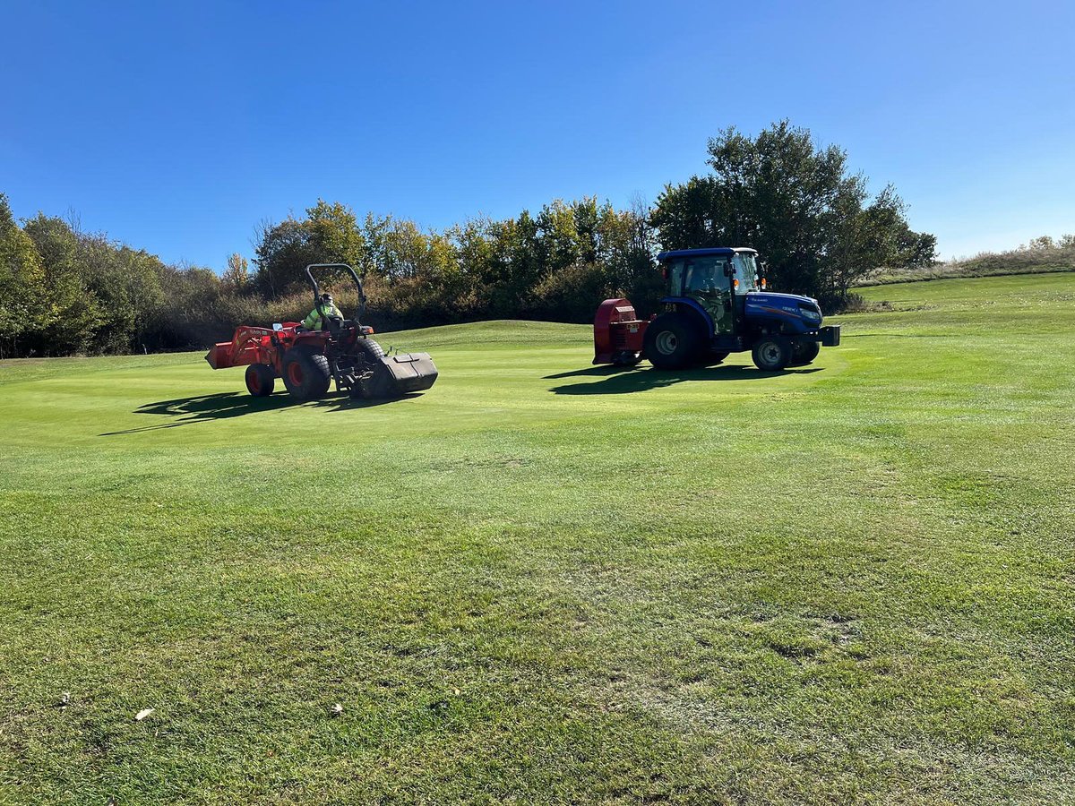 Giving them a good old fashion clear out!! Set big John to get right in there bosh!! 👊🏻