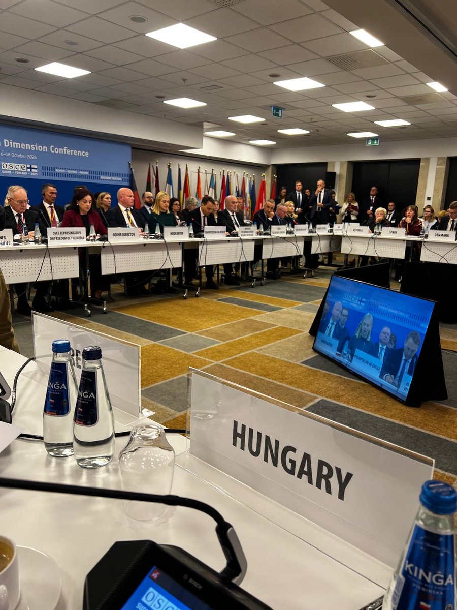 humissionviu's tweet image. Ambassador dr. Ferenc Dancs represents Hungary 🇭🇺 at #OSCE Human Dimension Conference starting today in Warsaw, that provides a forum to exchange views, share good practices, and raise issues for the attention of the international community regarding developments in the region.