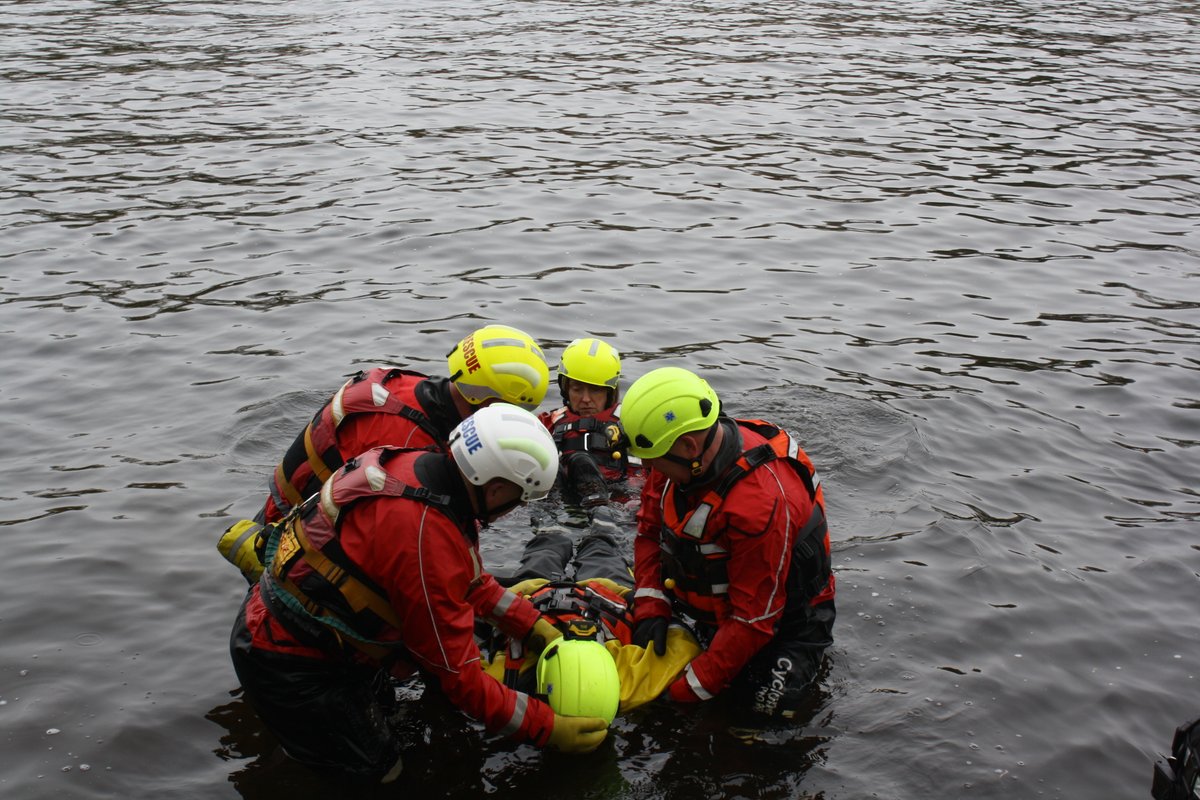 RescueSpec's tweet photo. 🚨 Training continues strong at Rescue Specialist Ltd!
Over the next 2 weeks, we’re delivering:
🧗 Rope Access (L1–2)
⚕️ Rescue Medic &amp; Advanced First Responder
🔥 Confined Space
🌊 Swiftwater
🪜 Work at Height

#RescueSpecialist #TechnicalRescue #TrainingExcellence https://t.co/lX8gEIn0hI