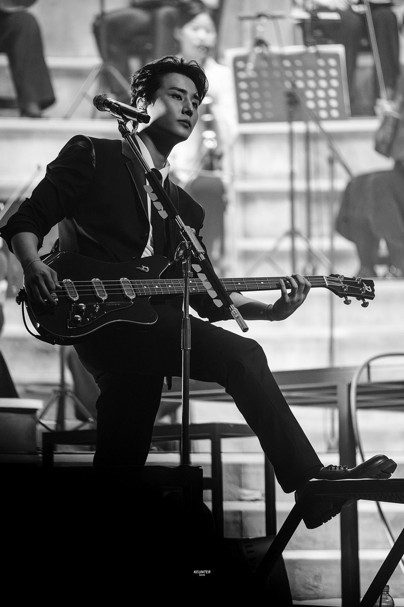 241221 The present 
#데이식스 #DAY6 #영케이 #YOUNGK