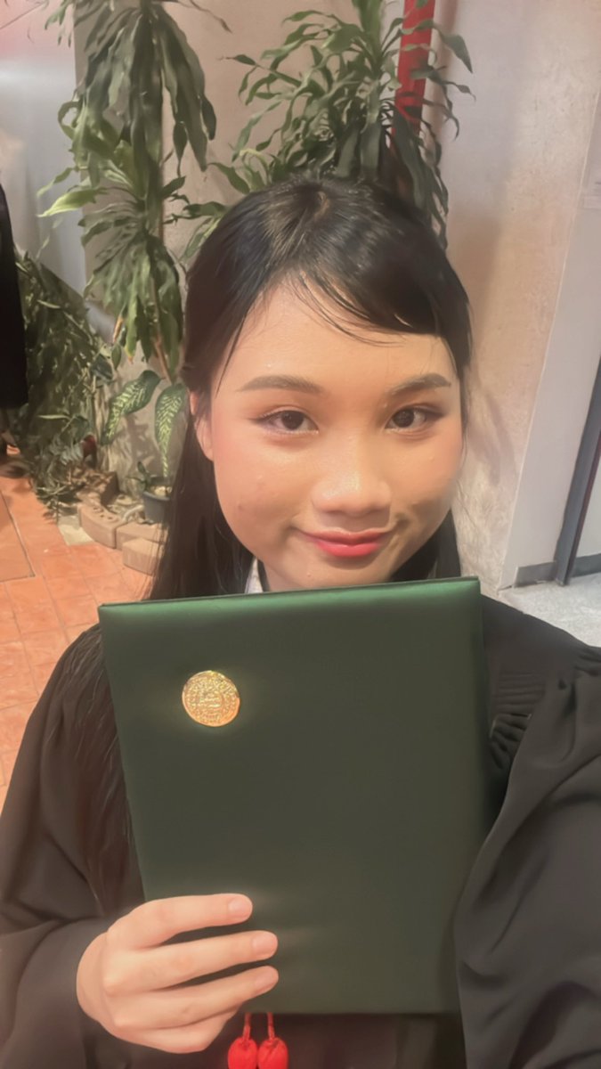 𝐆𝐫𝐚𝐜𝐞🐈 (busy) tweet media