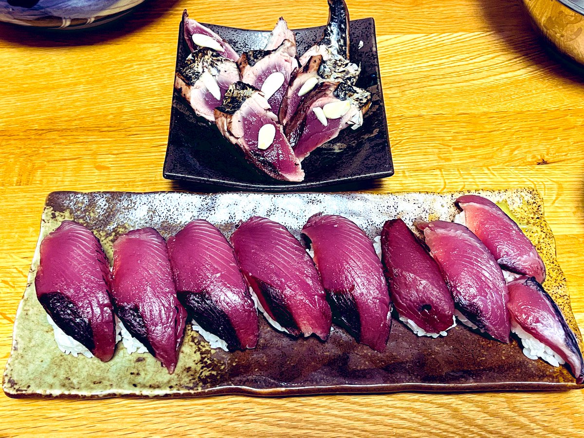 kuririn2008K's tweet photo. カツオ！
釣ってすぐ処理したカツオは血合いが最高に美味い！ https://t.co/HXiFviCpCA