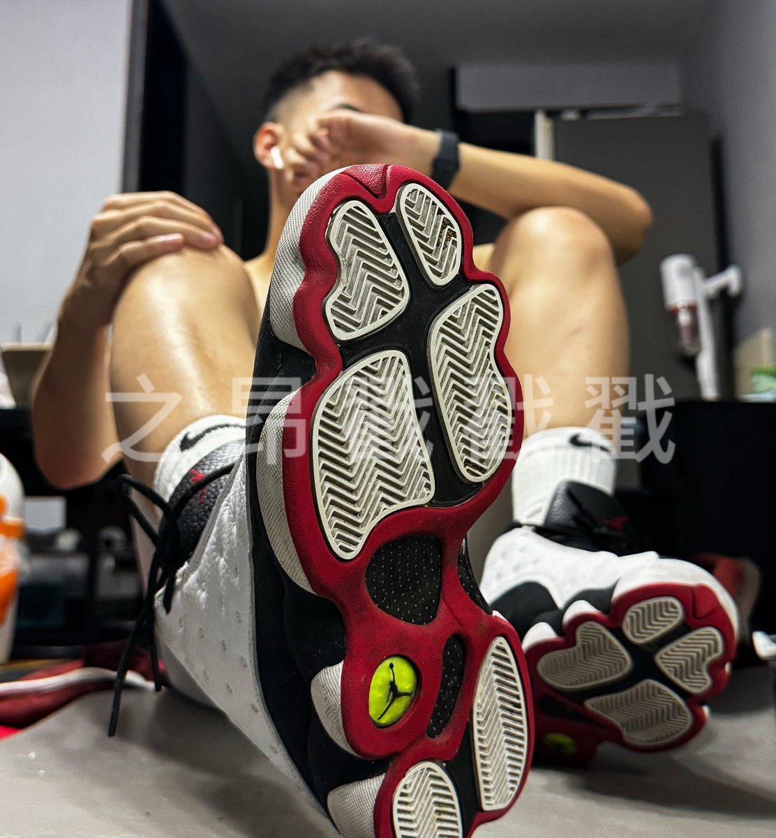 中秋快乐
白袜馅的月饼喂你