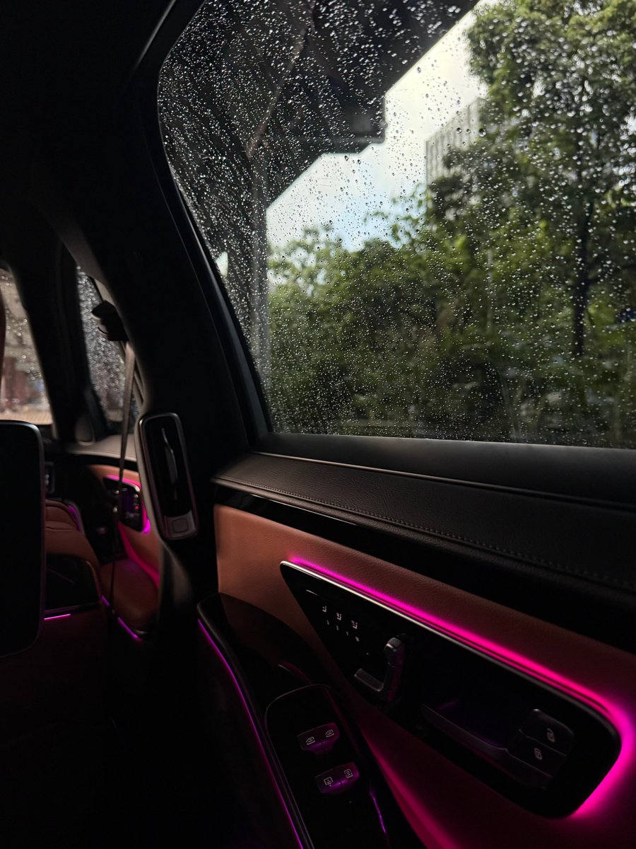 ariya_cupliz1's tweet photo. ☔️ https://t.co/gARFzPzHIt