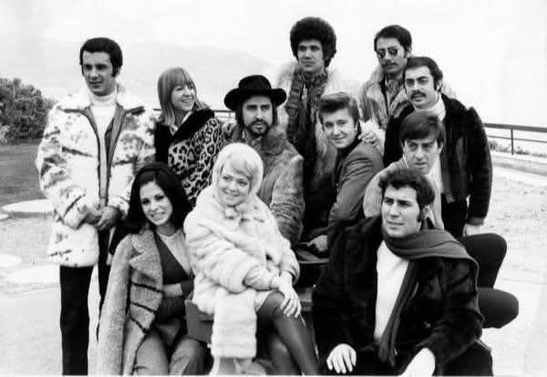 paolodriussi's tweet photo. Sanremo 1969 https://t.co/k3qvU9HFV9