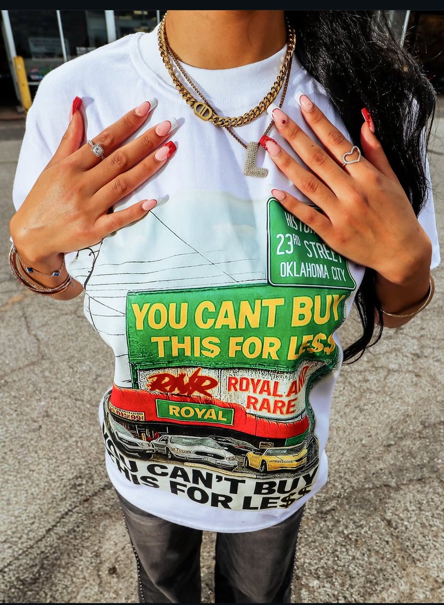 royalandrare1's tweet image. “You can’t buy this for less” tee 
New collection releases 10/20 1pm CDT!
Make sure you grab your preorders on 10/8 1pm CDT