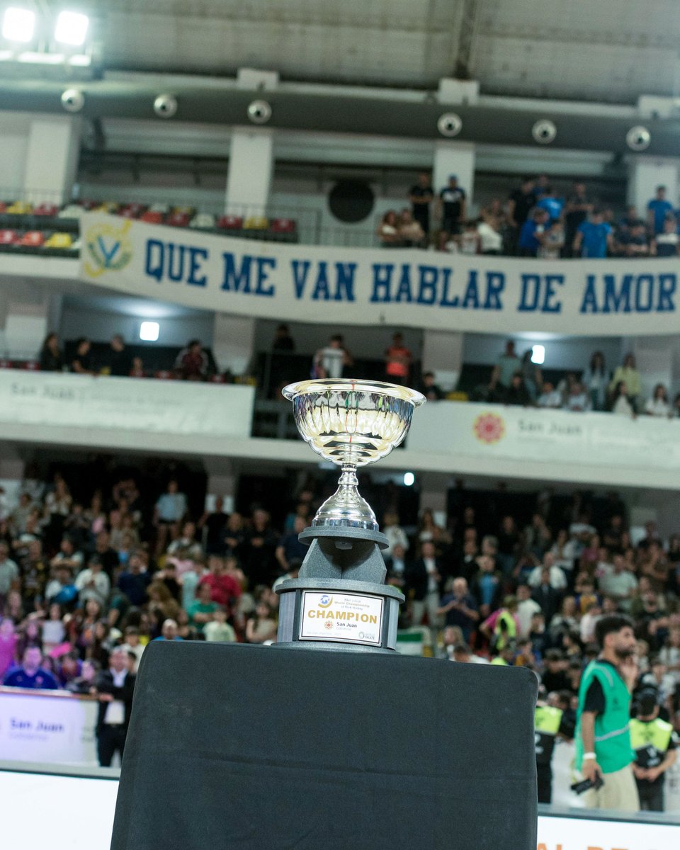 '𝗤𝗨𝗘 𝗠𝗘 𝗩𝗔𝗡 𝗛𝗔𝗕𝗟𝗔𝗥 𝗗𝗘 𝗔𝗠𝗢𝗥' 💚

Mais um troféu a caminho do Museu Sporting 🏆 Parabéns, Leões 🦁