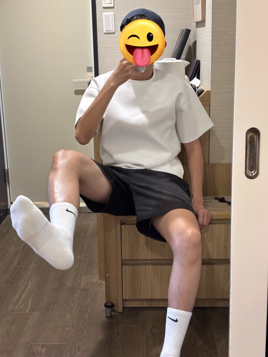 連假日本行成功解鎖
✅膠囊旅館澀澀體驗
✅當地澡堂與日本人運動和演奏體驗
✅體驗SOD劇情-去日本人家矇眼NPC在自家玄關咬咬服務🥵

期待下趟日本行
ごちそうさまでした