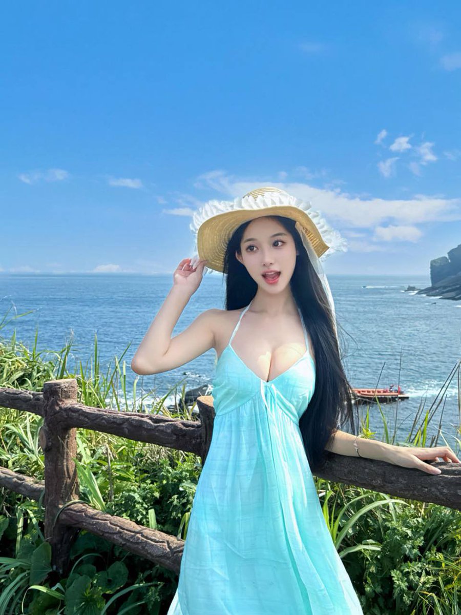 黄推福利内容 - 灵灵全球cos外围经济(全国独家资源)的精彩图片 福利姬灵灵全球cos外围经济(全国独家资源)分享的黄推图片4 - 网红私拍内容