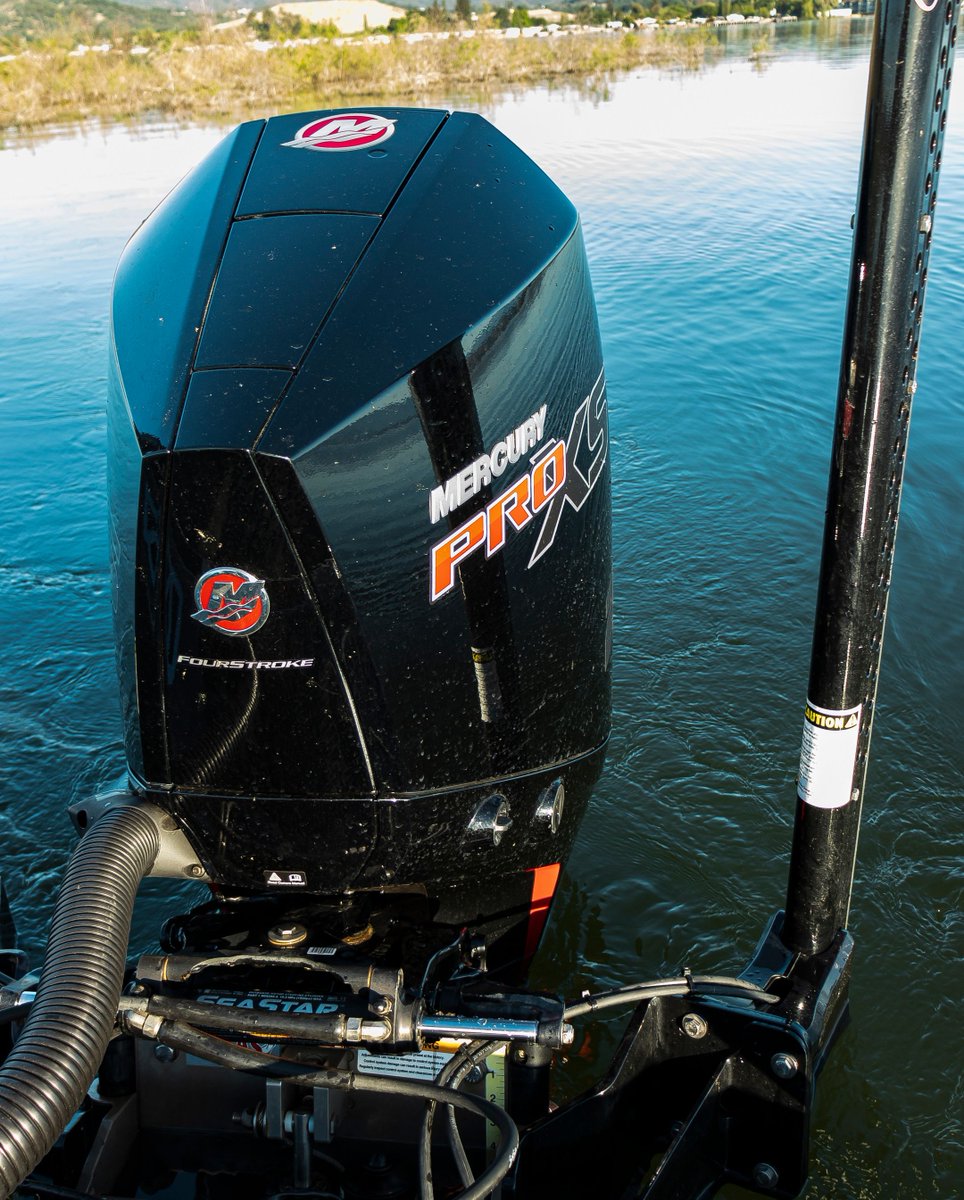 SkeetReese1's tweet image. Nothing beats wide open water with the Mercury Pro XS #MercuryPartner @MercuryMarine #MercuryMarine #MercuryProTeam #Mercury #GoBoldly #reesefishing #fishing #bassfishing #skeetreese #bassfishin #bass #skeetreesefishing #largemouth #largemouthbass #fish #tightlines