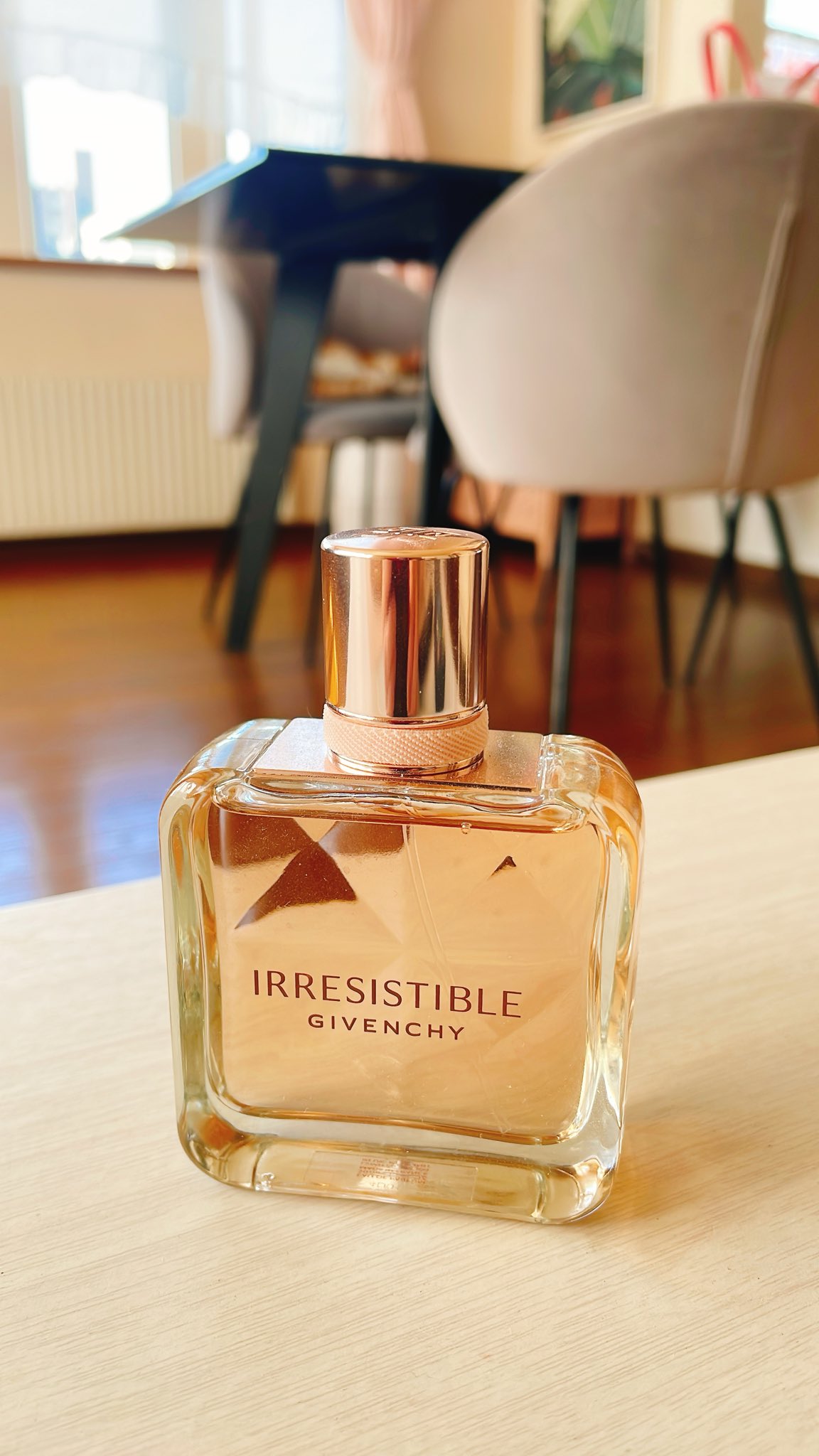 Irresistible Givenchy 香水 Amazon.com: Givenchy Irresistible Eau de Parfum 2.6 Fl. Oz
