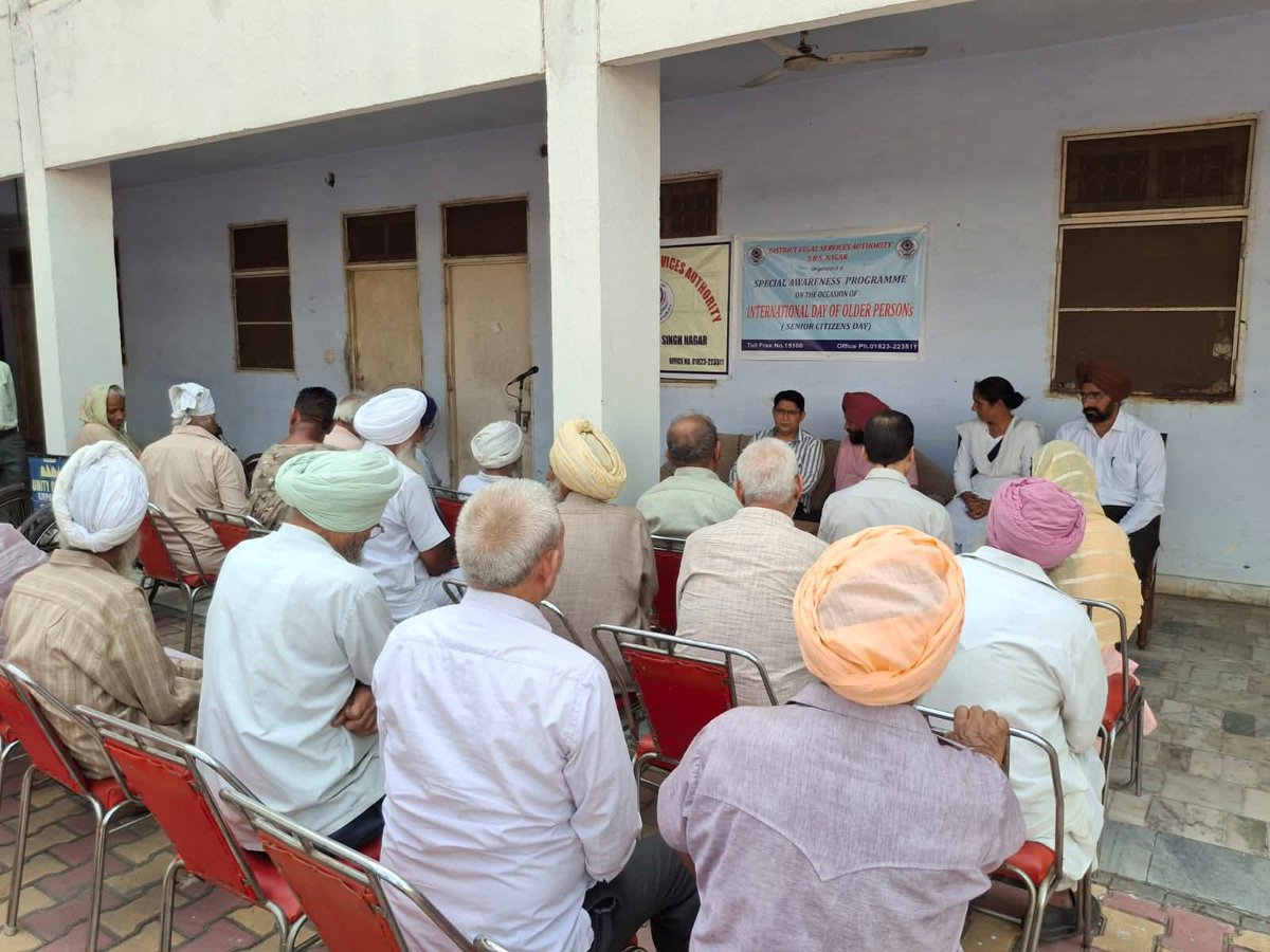 DlsaSbs's tweet photo. Today on dated 01.10.25  Dr Amandeep CJM cum Secretary DLSA SBS NAGAR visited  old age home,Kirpal Sagar Rahon on the occasion of International Day of Older Persons (Senior Citizens Day)where he interacted with the senior citizens and made them aware about their rights. https://t.co/zWtDNIWcNr
