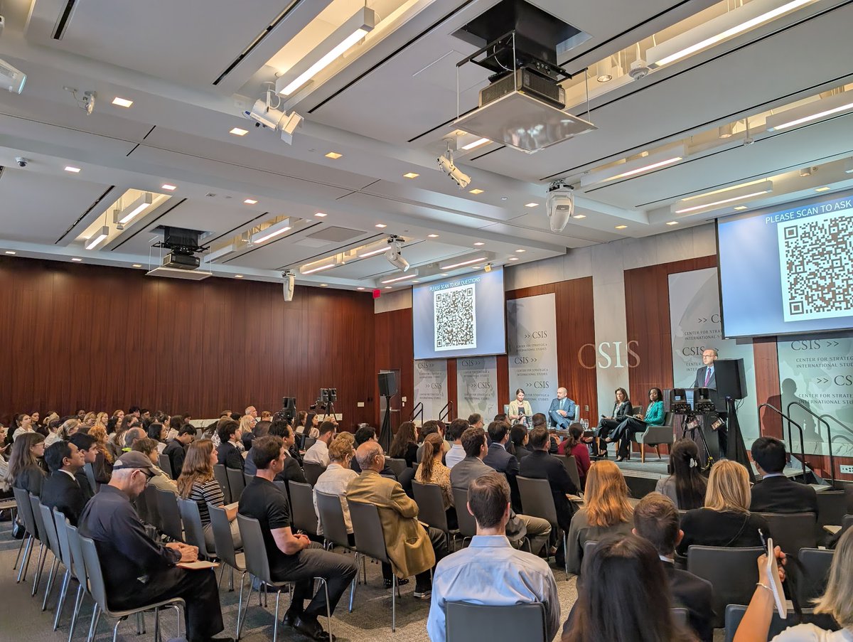 CSISKoreaChair's tweet image. Full house this morning for our launch of new @CSISGeopolitics report on how U.S. allies and partners around the world are navigating disruption and the Trump&apos;s administration &quot;America First&quot; policies.

Watch here: youtu.be/Vkbzy1nL97o
Read here: features.csis.org/responses-to-U…