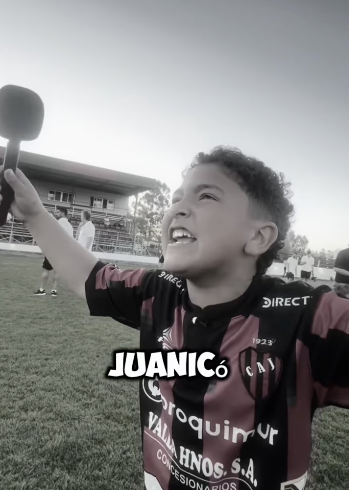 EN MI CABEZA SOLO SUENA: TE DIJE QUE JUANICÓ ES TREMENDOOOO.

Buenos días.