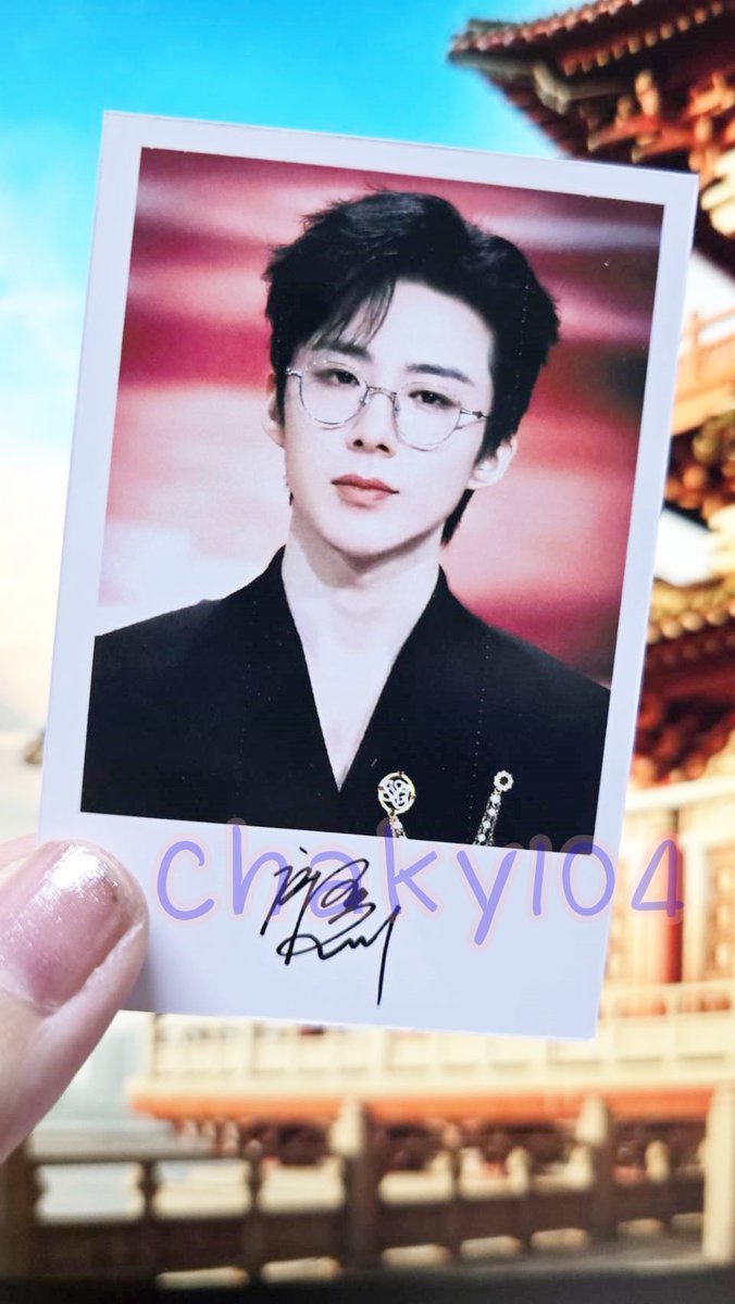 MyChakiya's tweet photo. พร้อมส่ง!  โพลารอยด์พร้อมลายเซ็นต์ หลิว อวี่หนิง ,หนิงเกอ (Liu Yu Ning)  4 ใบ *มีเก็บเงินปลายทาง*  ฿29 เท่านั้น! #หนิงเกอ #หลิวอวี่หนิง #LiuYuning #刘宇宁 https://t.co/oeQgbc1YSG https://t.co/j4zeBko67P
