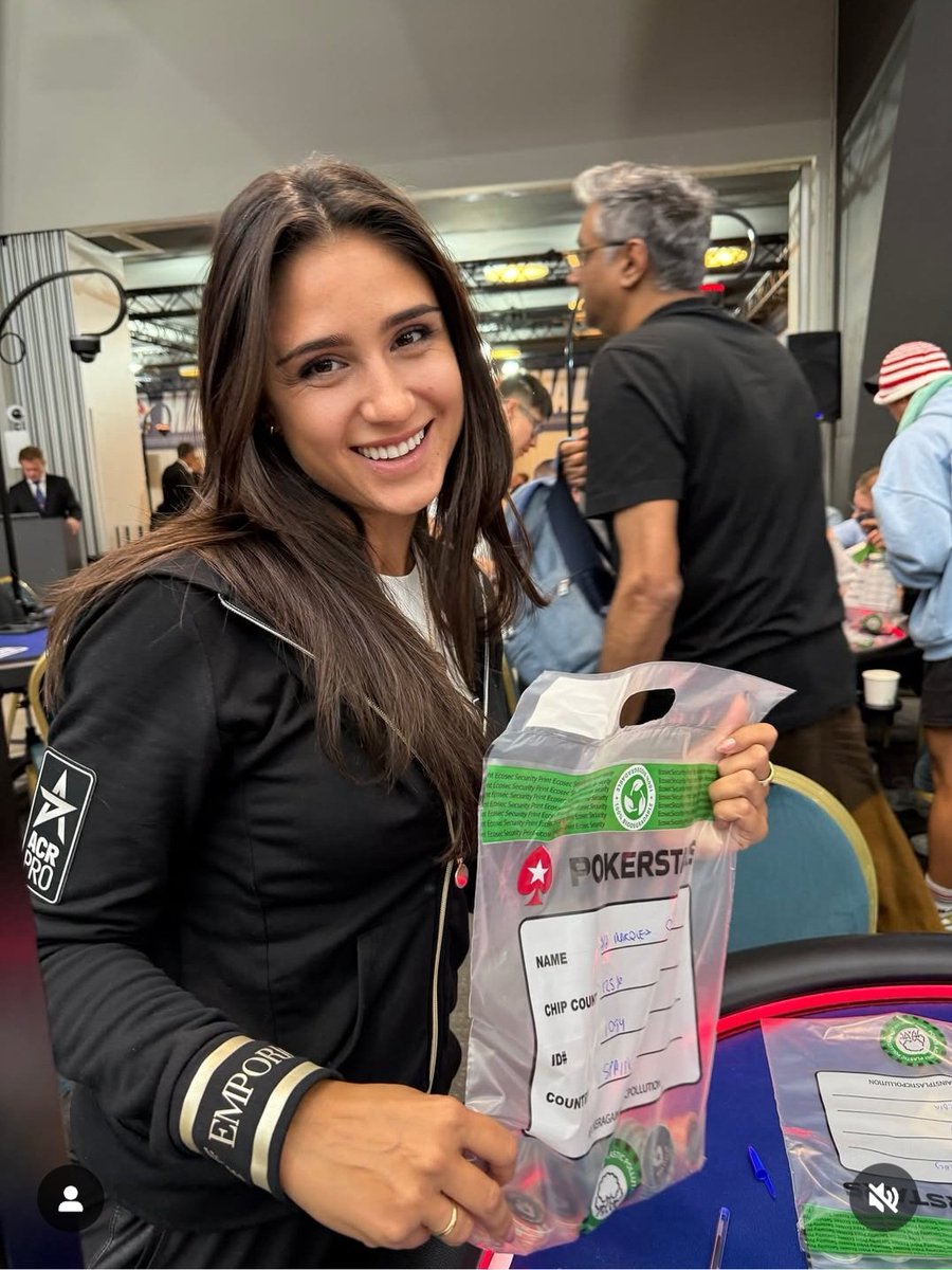ACR_POKER's tweet photo. 🔥 Sending all the good vibes to ACR Team Pro Ana Márquez! 🔥

From a massive field of 1,845 runners, she’s now among the final 9 players in the €1,650 EPT Malta Main Event — already guaranteed €39,000, with €423,000 up top! 💰🏆

Let’s go @AnaMarquez86  💪 https://t.co/ORHCjKFx7m