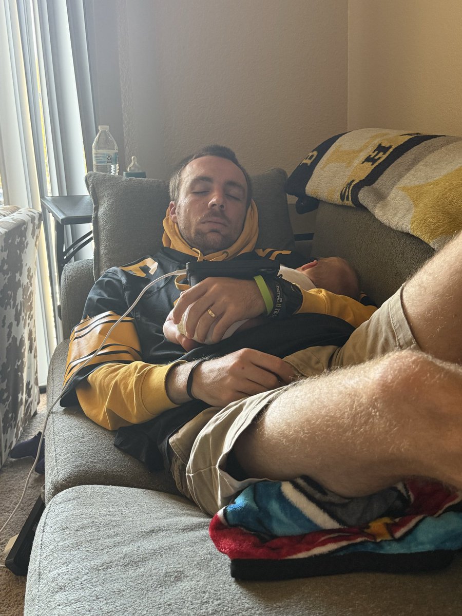 Different baby but still the same naps ❤️💤