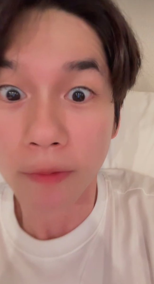 Ziael's tweet image. When onge play with ig filters 🤣🤣🤣

So cute 

#ONGSEONGWU #옹성우