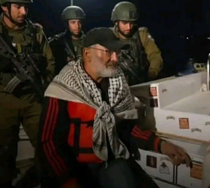 HoorRulAain's tweet image. He knew the risks but choose the path to help people of Gaza.
#mushtaqahmadkhan #Gaza
#EmergingPakistan #Palestine
#GlobalSumudFlotilla