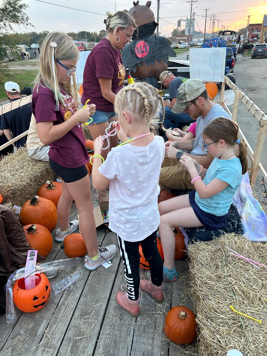 We had a great time at this year’s Webster South Dakota Pumpkin Fest parade! Though we serve customers around the world, our heart will always be right here at home in the Midwest. Thank you to everyone who helped bring the MJ float to life and made the day such a success!