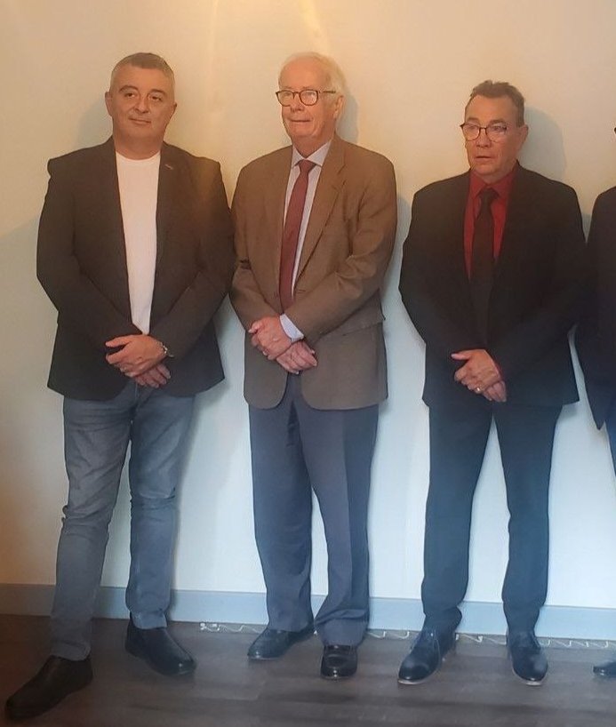 darbois2026's tweet photo. Le RN et l’UDR unissent leurs forces pour construire une alternative patriote en vue des municipales 2026.🗳️

Aux côtés de Stéphane Thuel (UDR) et Louis Clément (RN 63), nous lançons une dynamique d’union pour Clermont-Ferrand et le Puy-de-Dôme.

#ClermontFerrand #Municipales2026 https://t.co/TIqrQ8J7Lm