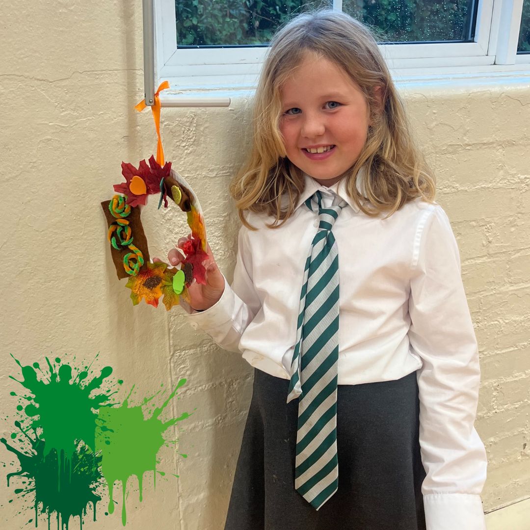 cheamparkfarm's tweet image. Welcoming Autumn with beautiful handmade wreaths! 🍂
The children had fun getting stuck into the arts and crafts at Wrap Around Care, making these brilliant seasonal wreaths with felt, leaves and pipe cleaners!🍁

#WrapAroundCare #AutumnCrafts #AfterSchoolFun #Creativechildren